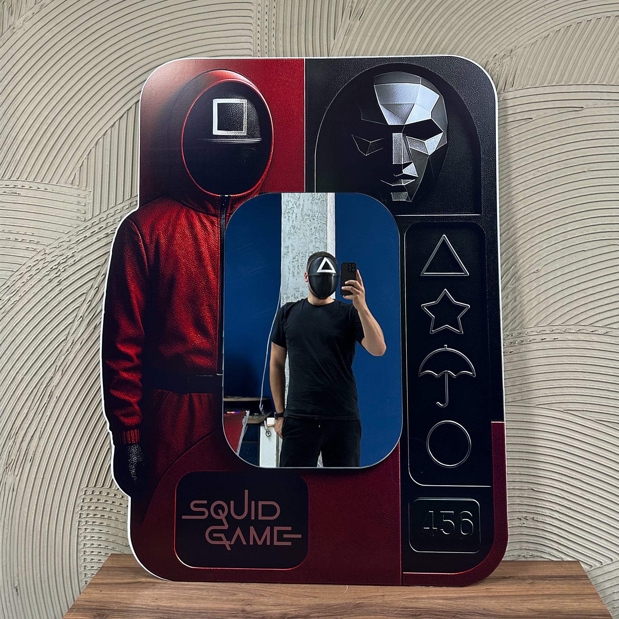 Squid Game Temalı Ayna